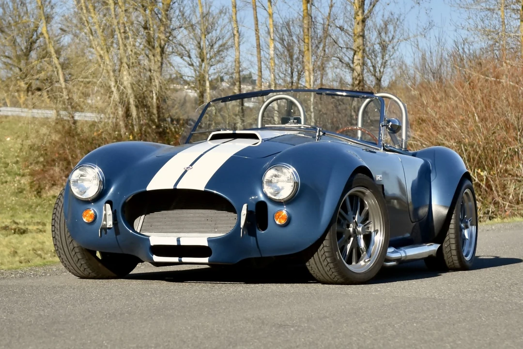 Shelby Cobra Replica - Image 11 of 31