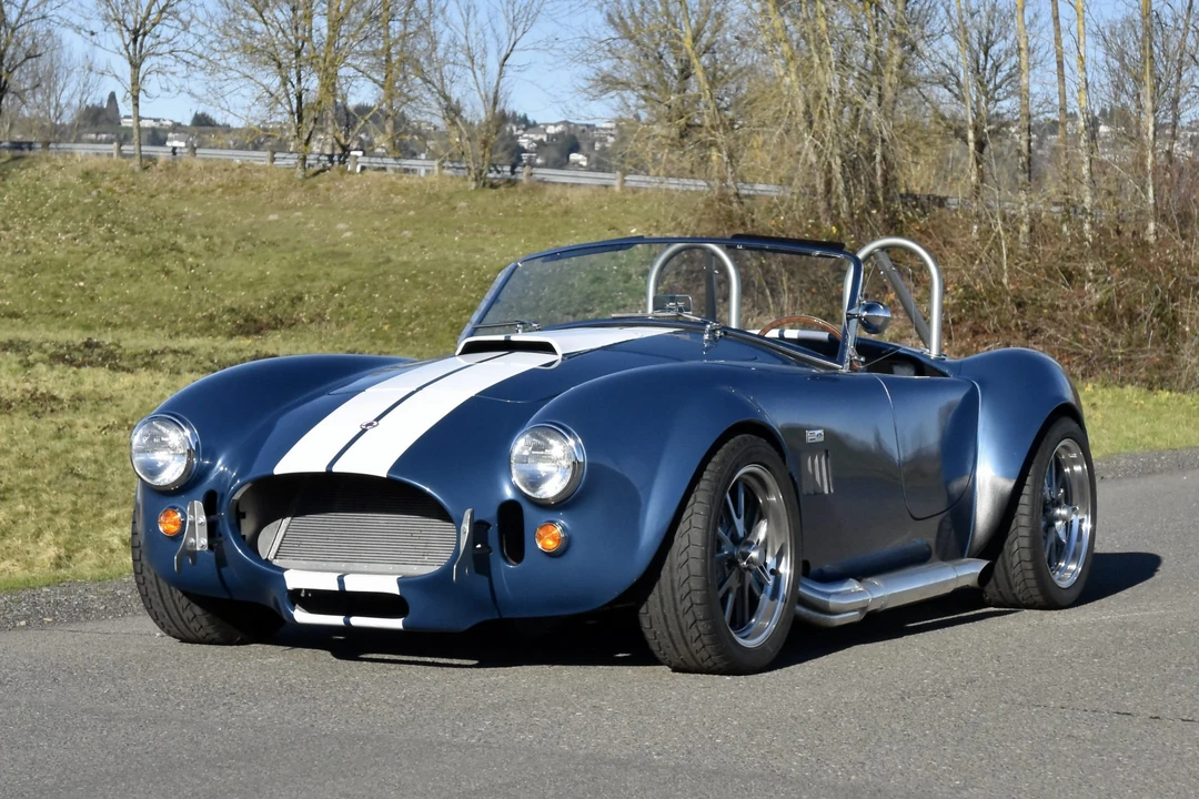 Shelby Cobra Replica - Image 17 of 31
