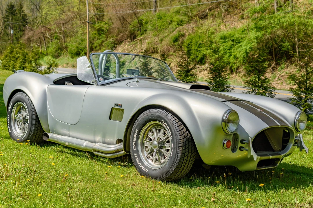 Shelby Cobra Replica - Image 15 of 31