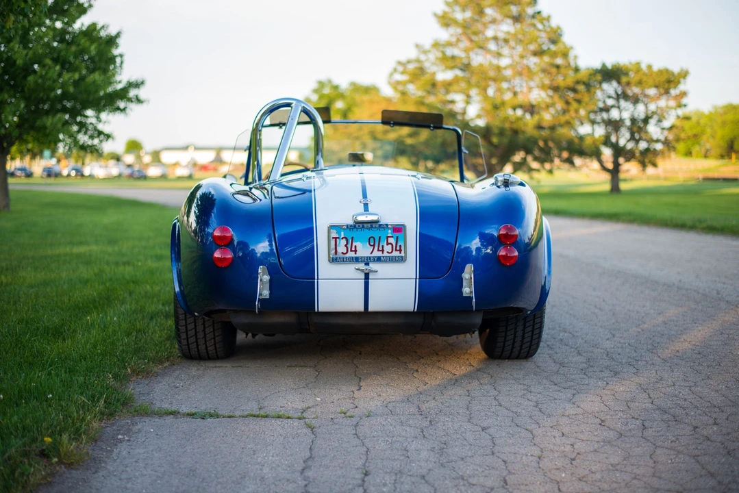 Shelby Cobra Replica - Image 16 of 31