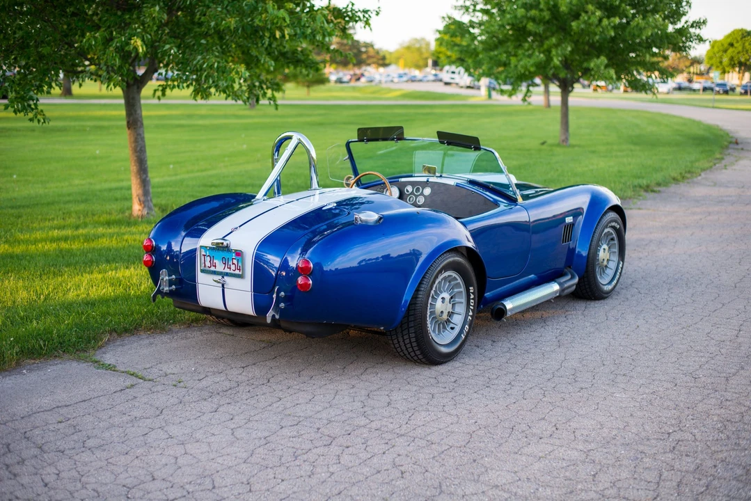 Shelby Cobra Replica - Image 20 of 31