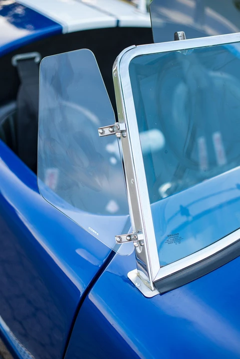 Shelby Cobra Replica - Image 24 of 31