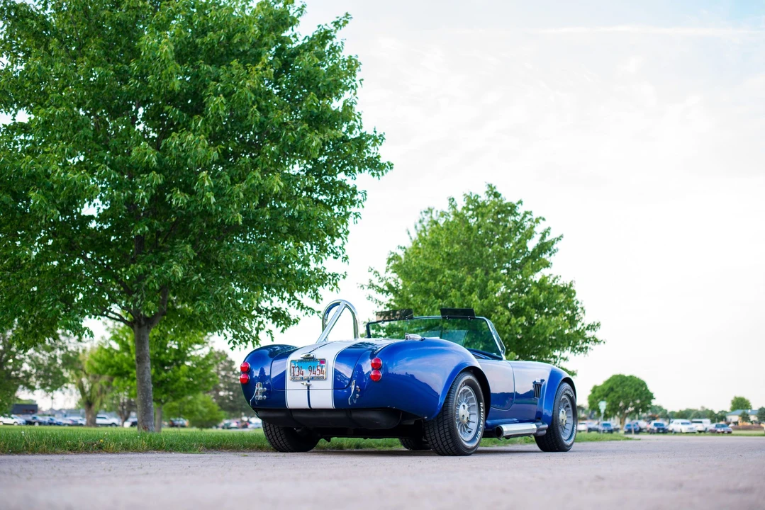 Shelby Cobra Replica - Image 18 of 31