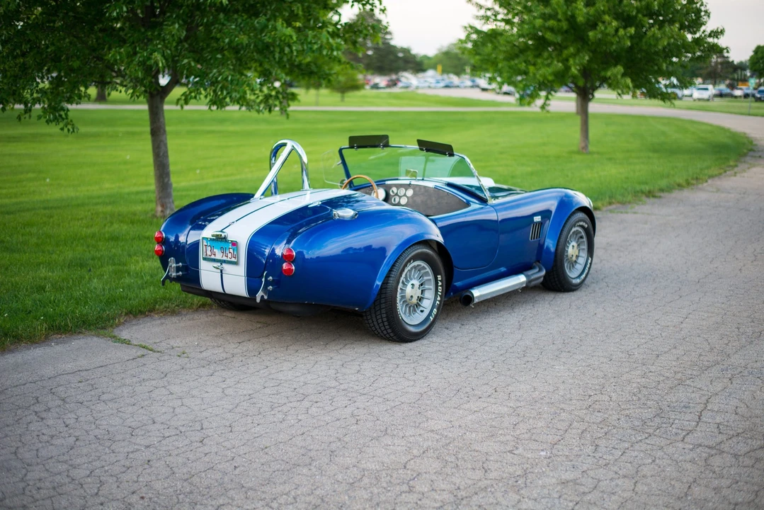 Shelby Cobra Replica - Image 19 of 31