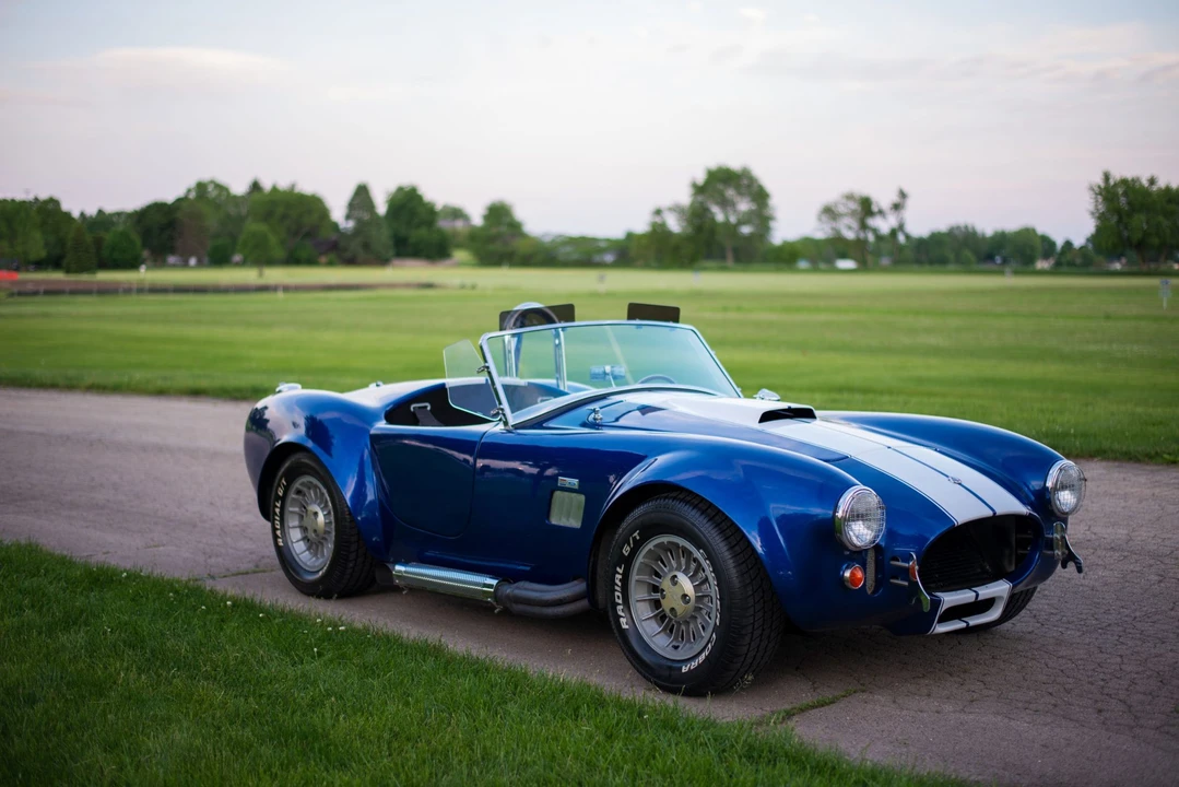 Shelby Cobra Replica - Image 3 of 31