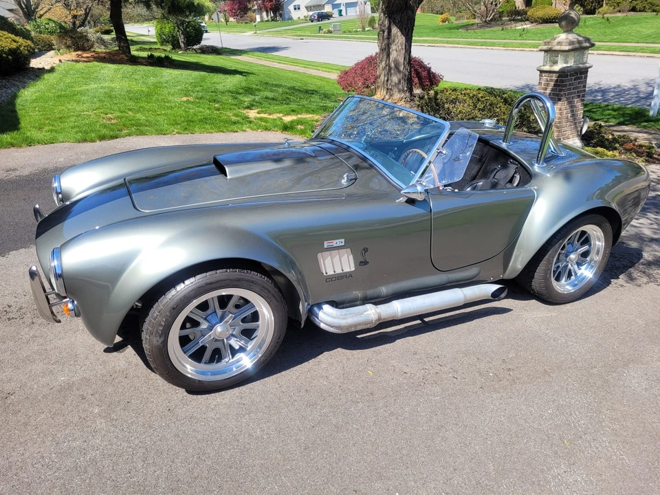 Shelby Cobra Replica - Image 4 of 31