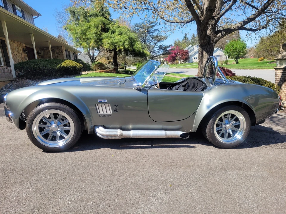 Shelby Cobra Replica - Image 5 of 31