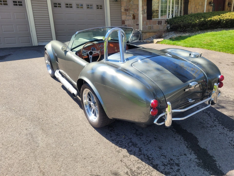 Shelby Cobra Replica - Image 7 of 31