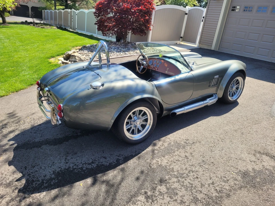 Shelby Cobra Replica - Image 8 of 31