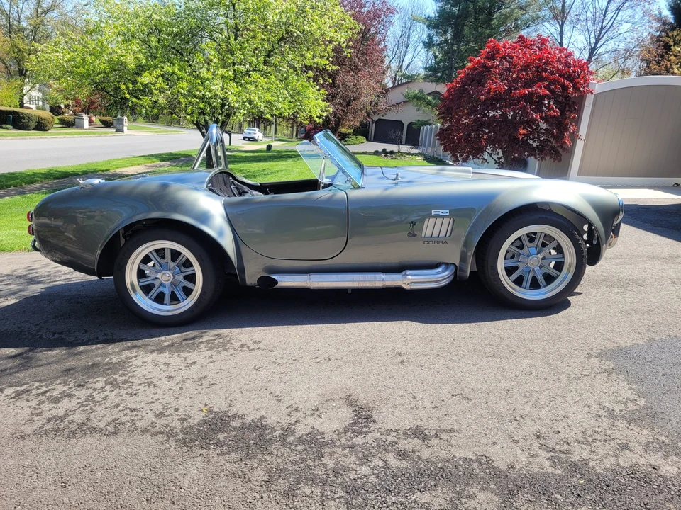 Shelby Cobra Replica - Image 9 of 31