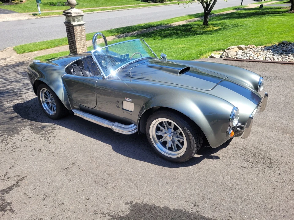 Shelby Cobra Replica - Image 11 of 31