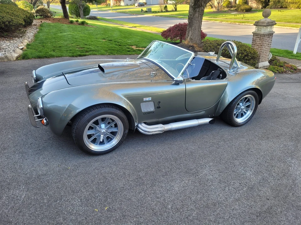 Shelby Cobra Replica - Image 17 of 31