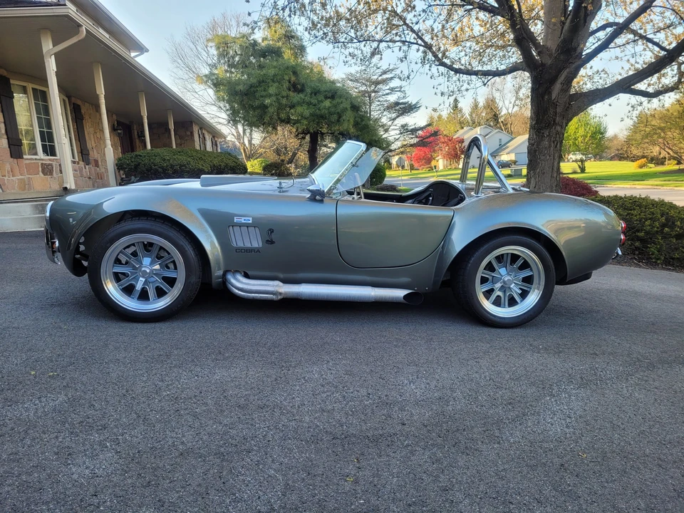 Shelby Cobra Replica - Image 19 of 31