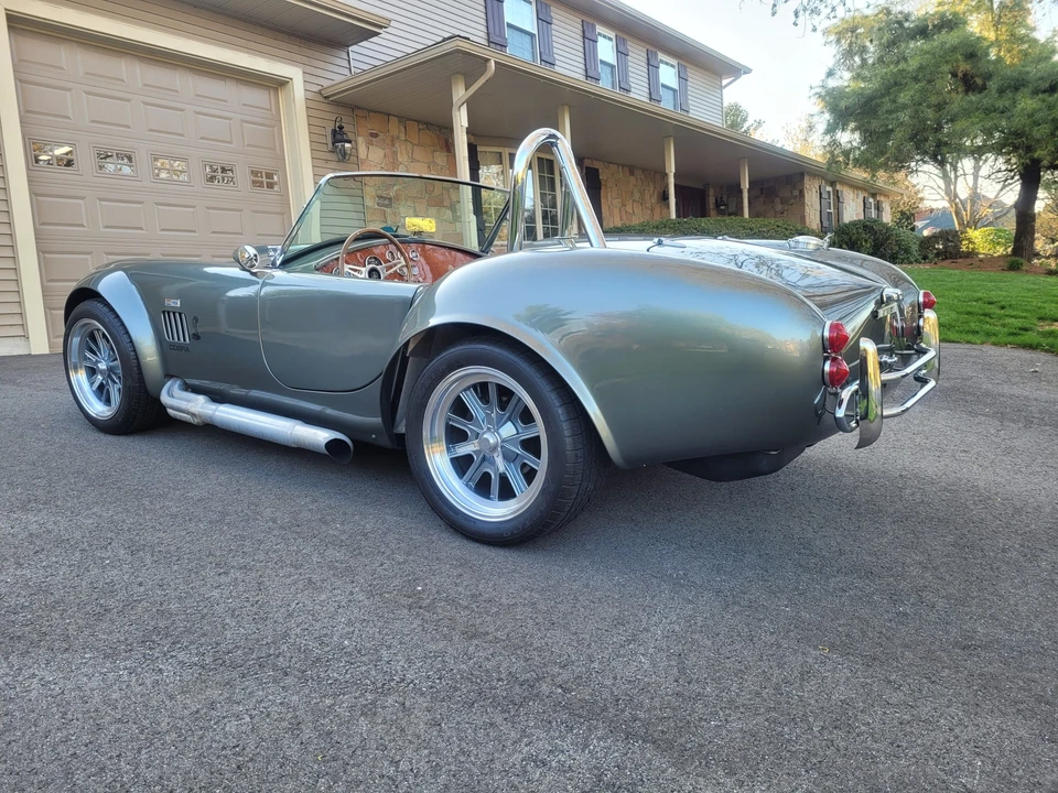 Shelby Cobra Replica - Image 20 of 31
