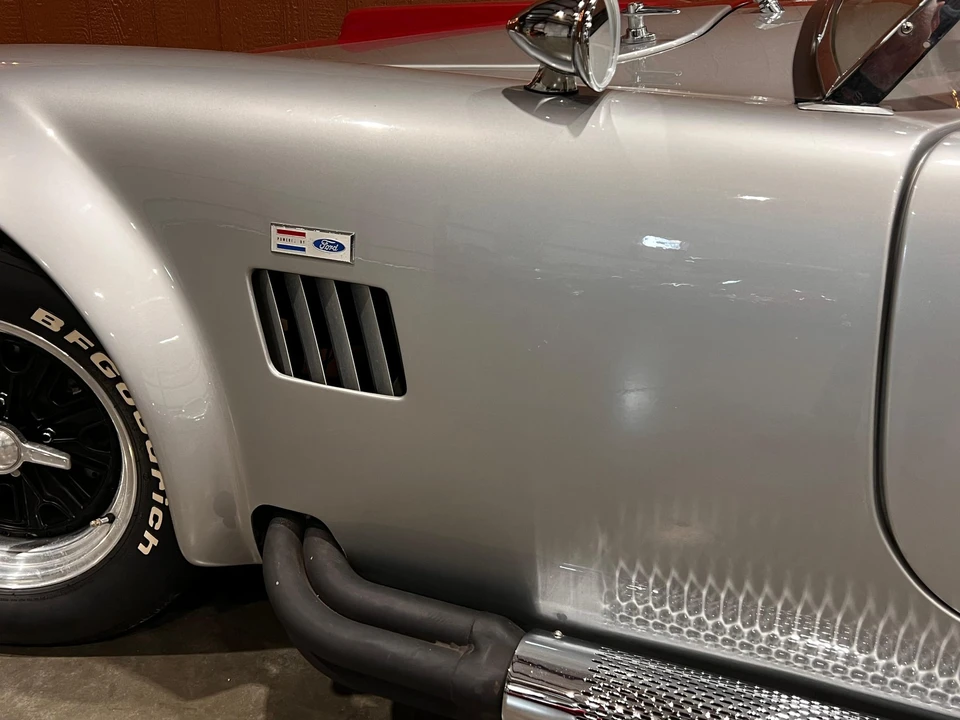 Shelby Cobra Replica - Image 21 of 31