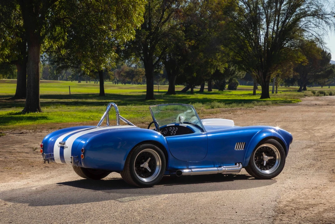 Shelby Cobra Replica - Image 31 of 31