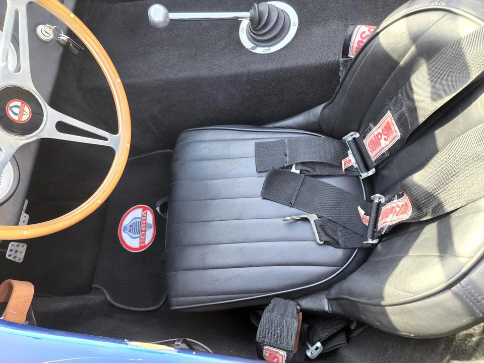 Shelby Cobra Replica - Image 27 of 31