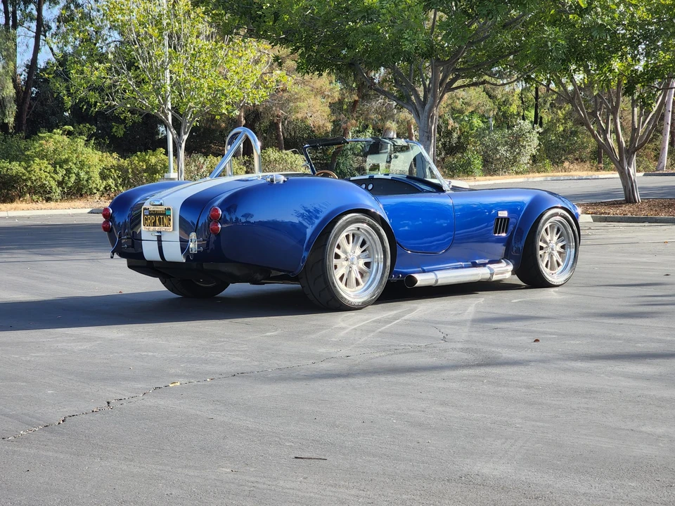 Shelby Cobra Replica - Image 8 of 31