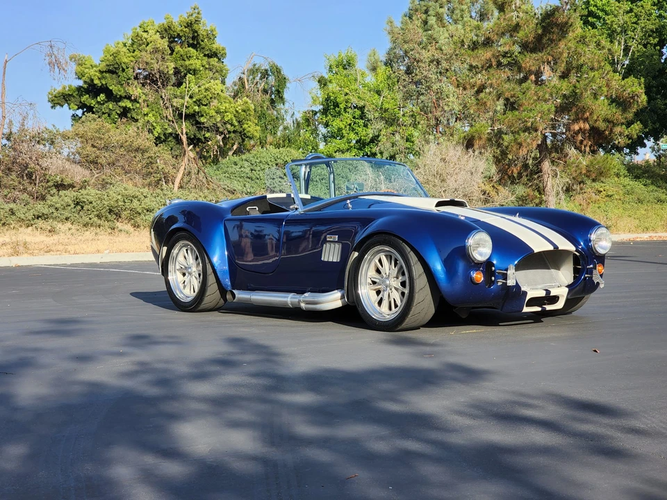 Shelby Cobra Replica - Image 10 of 31