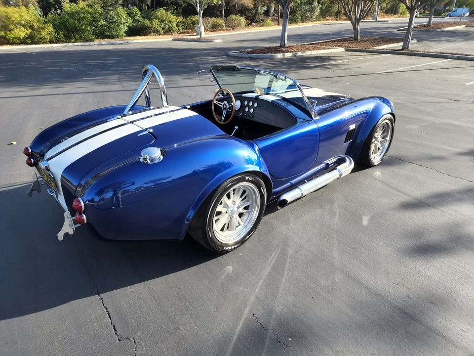 Shelby Cobra Replica - Image 7 of 31
