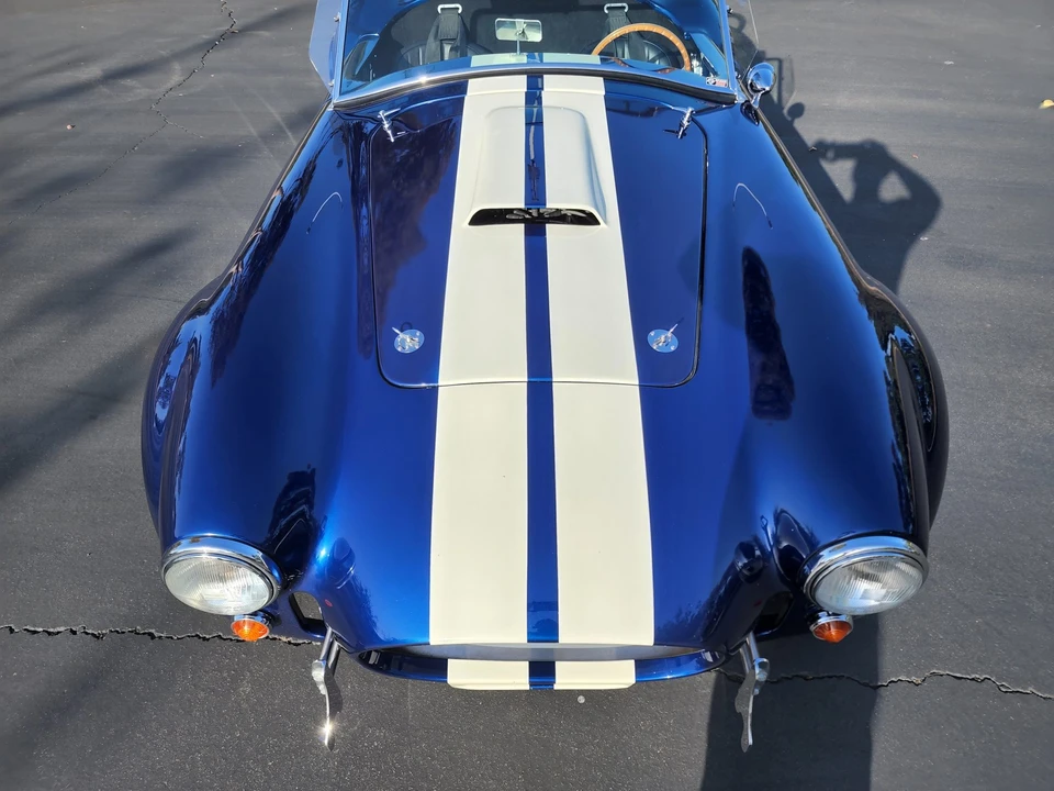 Shelby Cobra Replica - Image 15 of 31