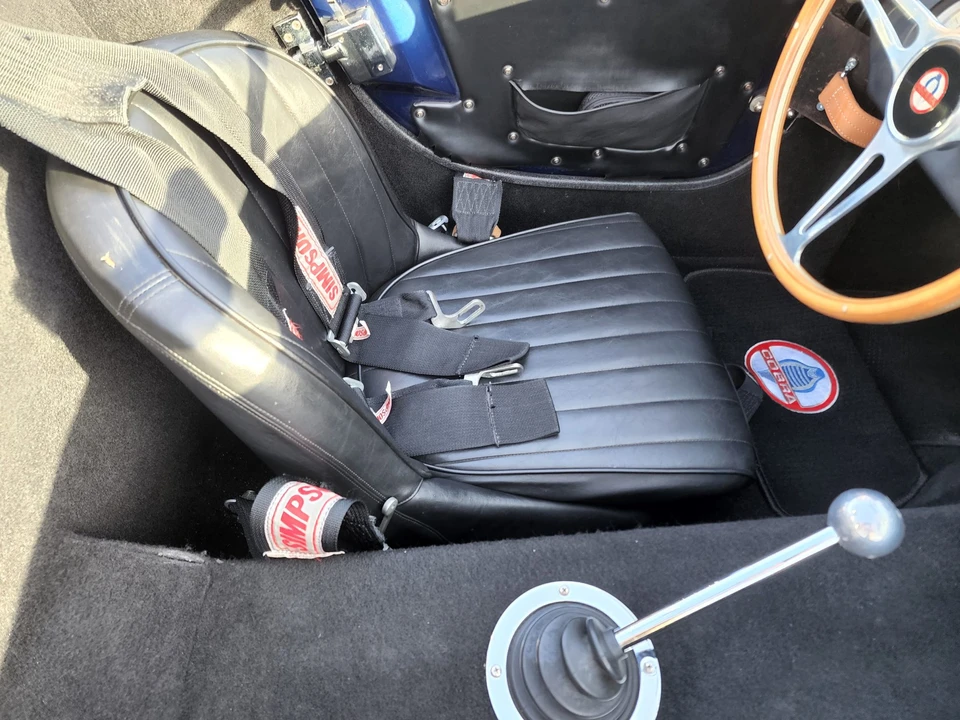 Shelby Cobra Replica - Image 28 of 31