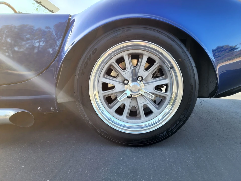 Shelby Cobra Replica - Image 23 of 31