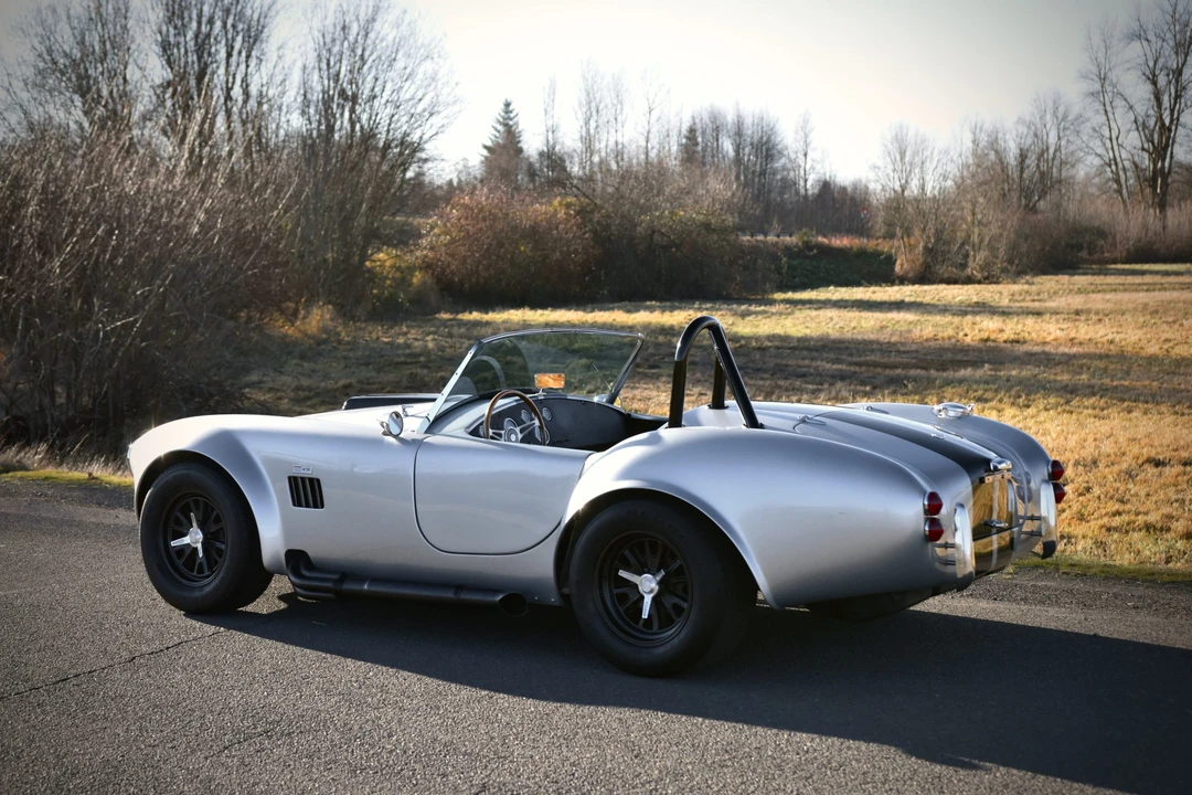 Shelby Cobra Replica - Image 19 of 31