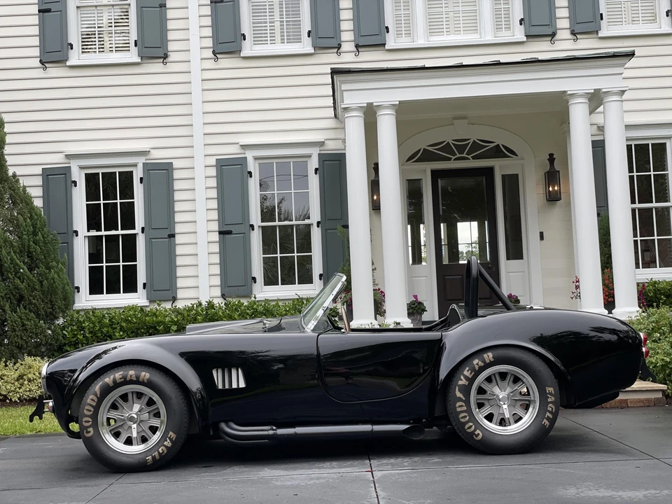 Shelby Cobra Replica - Image 8 of 31