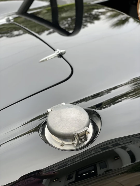 Shelby Cobra Replica - Image 25 of 31