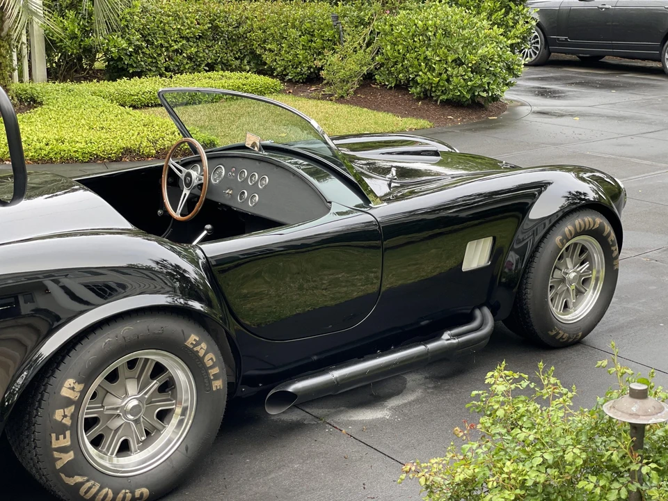 Shelby Cobra Replica - Image 28 of 31