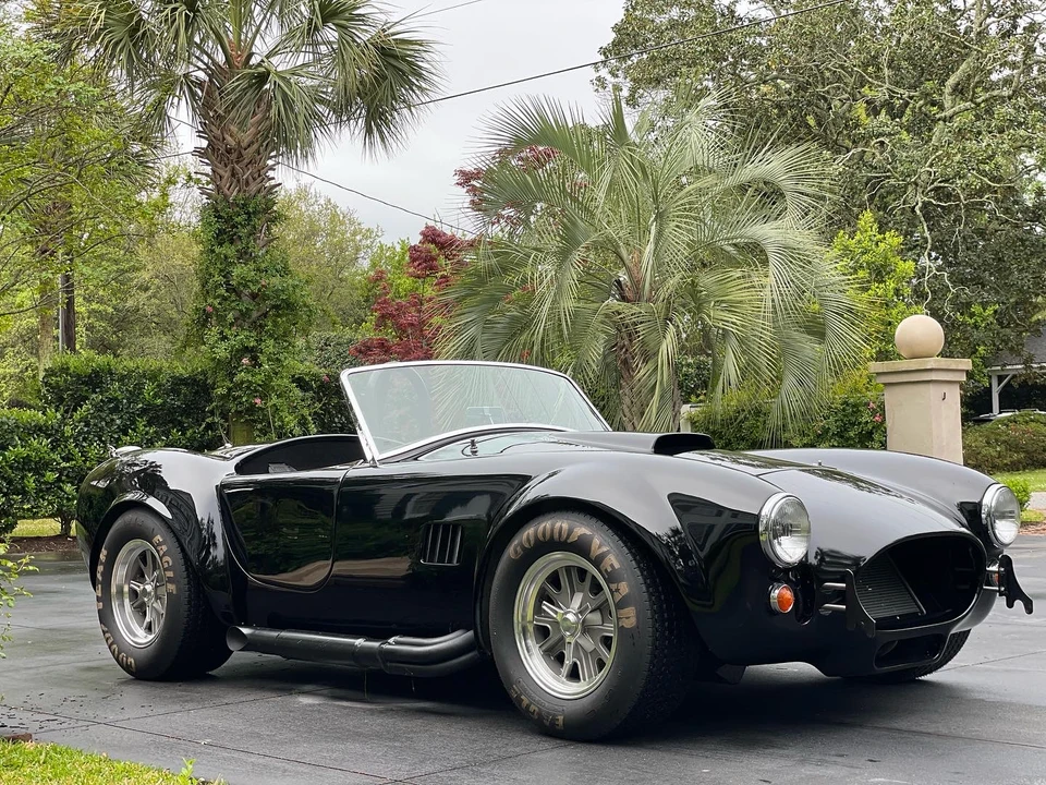 Shelby Cobra Replica - Image 10 of 31