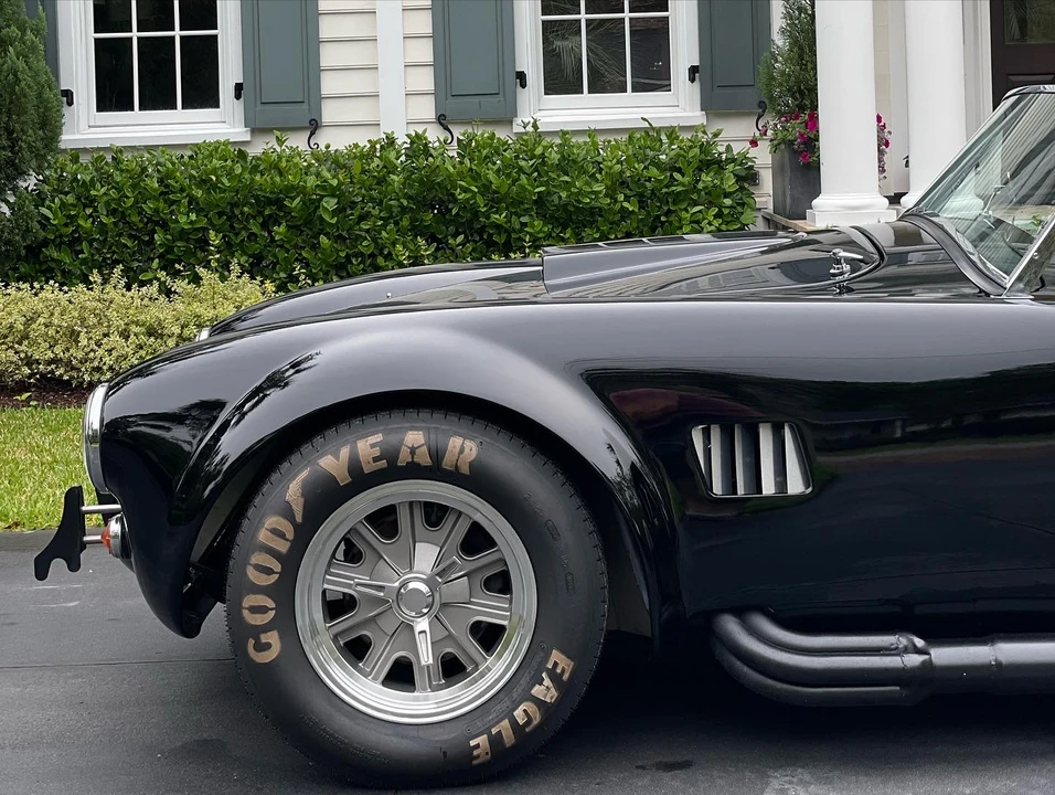 Shelby Cobra Replica - Image 13 of 31