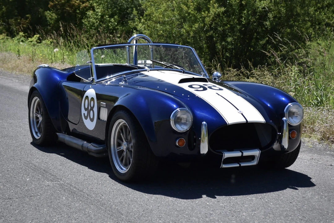 Shelby Cobra Replica - Image 29 of 31