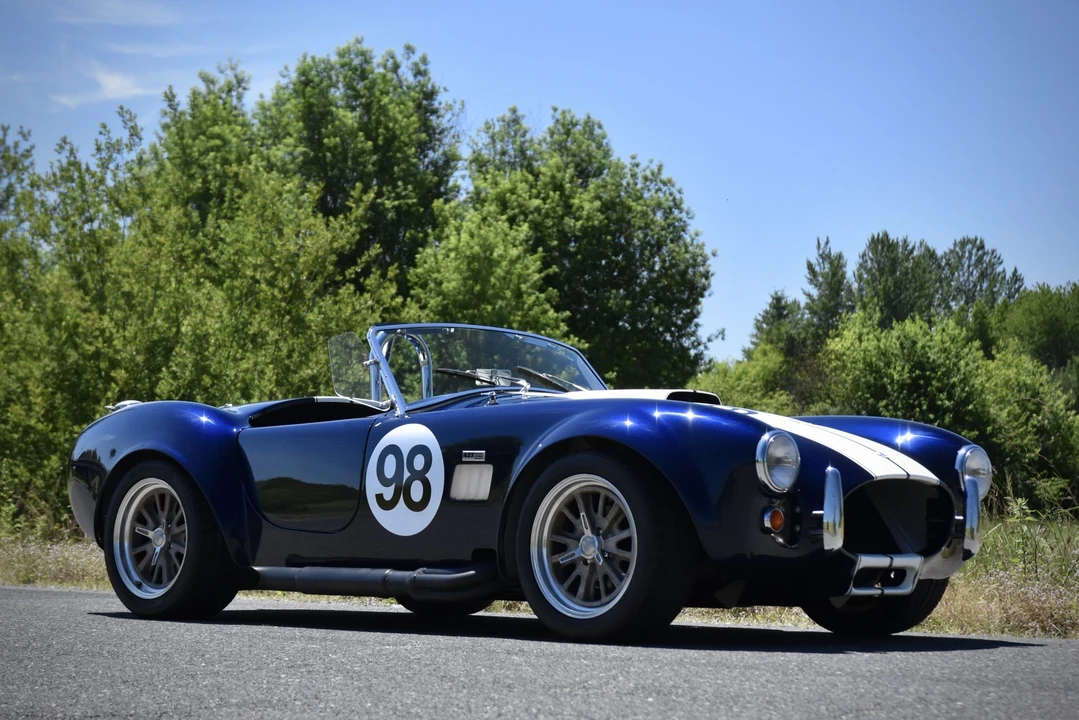 Shelby Cobra Replica - Image 28 of 31