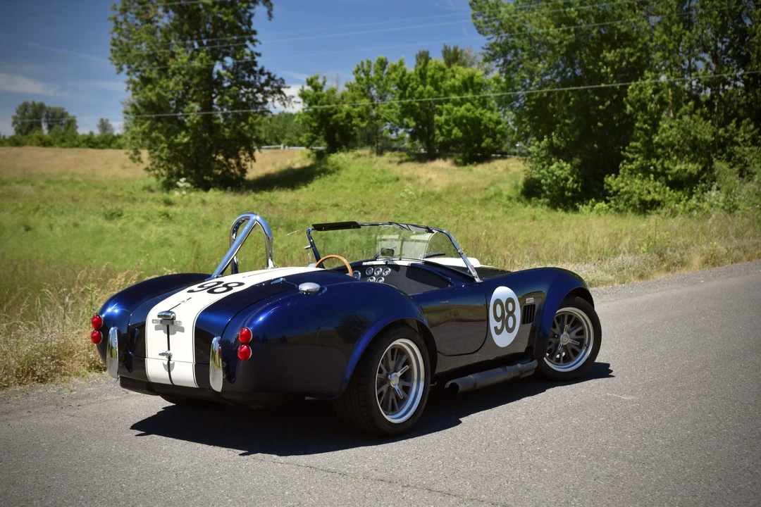 Shelby Cobra Replica - Image 20 of 31