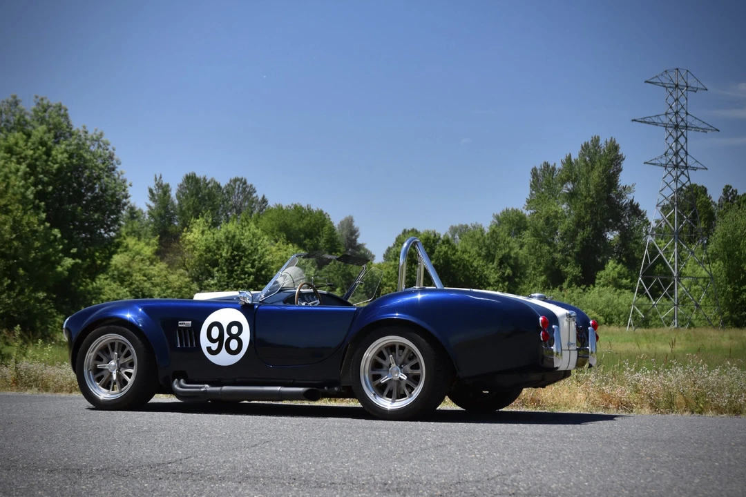 Shelby Cobra Replica - Image 4 of 31