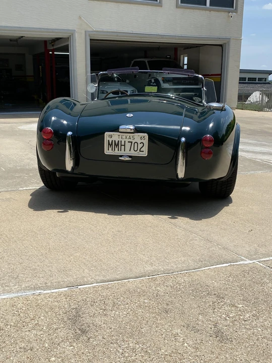 Shelby Cobra Replica - Image 18 of 31