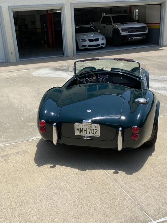 Shelby Cobra Replica - Image 17 of 31