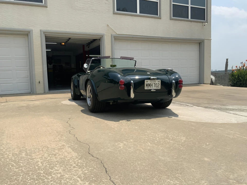 Shelby Cobra Replica - Image 21 of 31