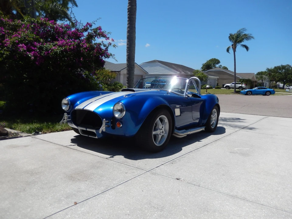 Shelby Cobra Replica - Image 4 of 31