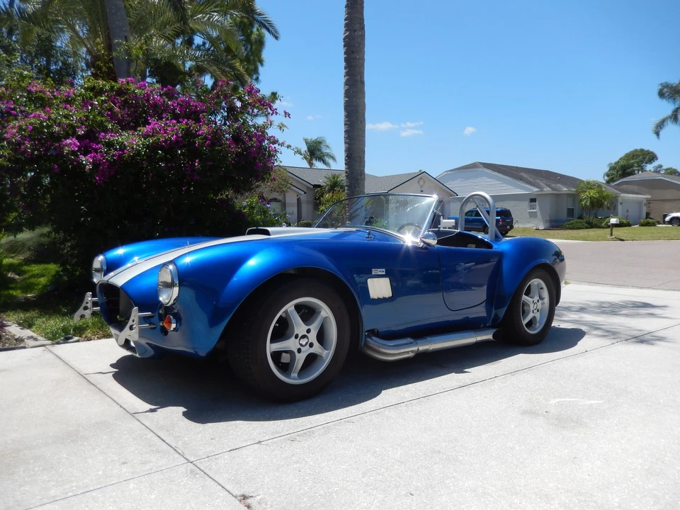 Shelby Cobra Replica - Image 2 of 31