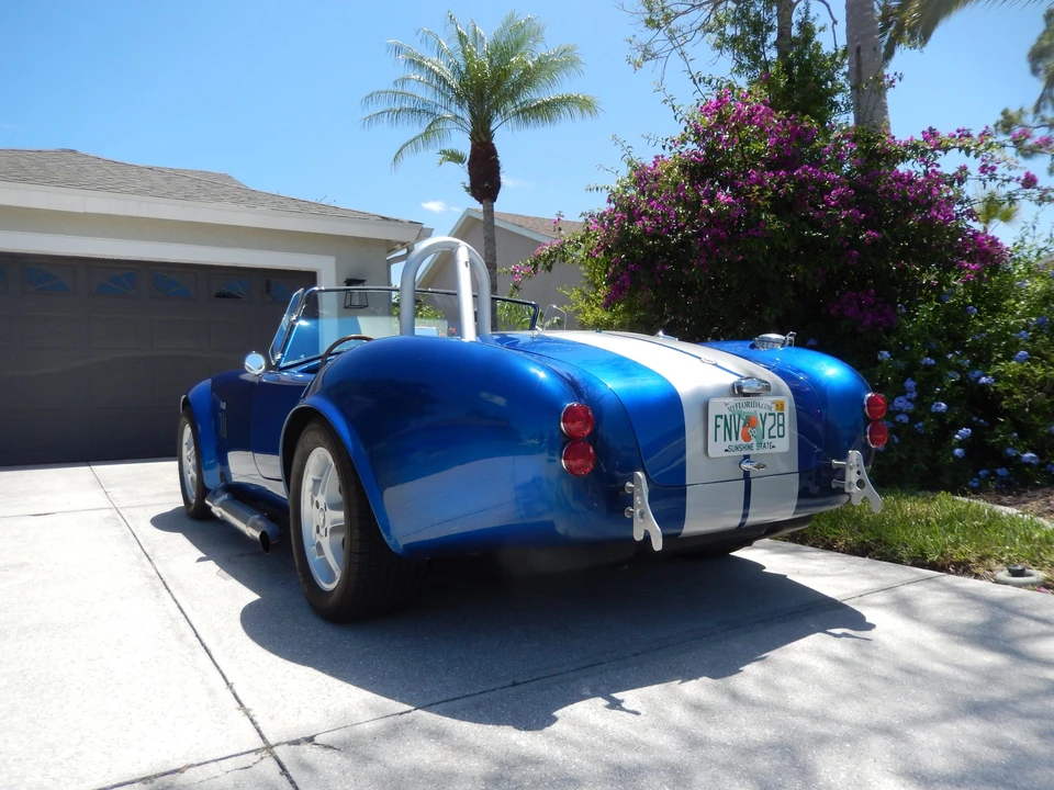 Shelby Cobra Replica - Image 14 of 31