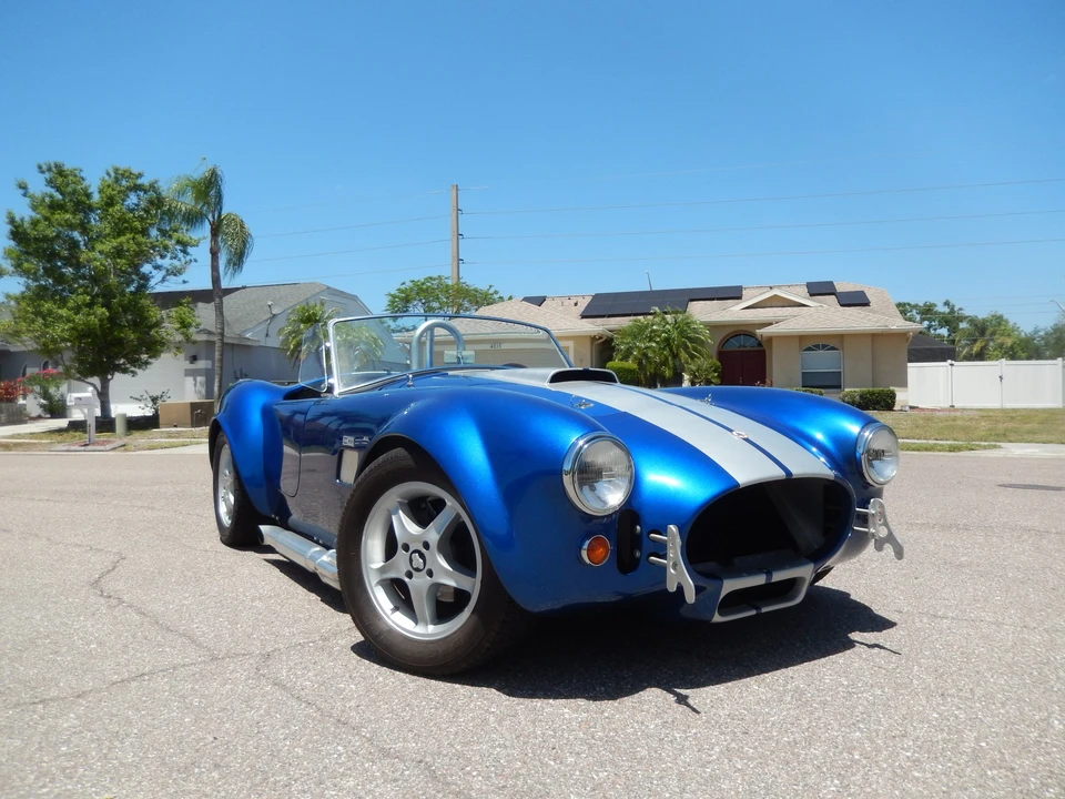 Shelby Cobra Replica - Image 7 of 31