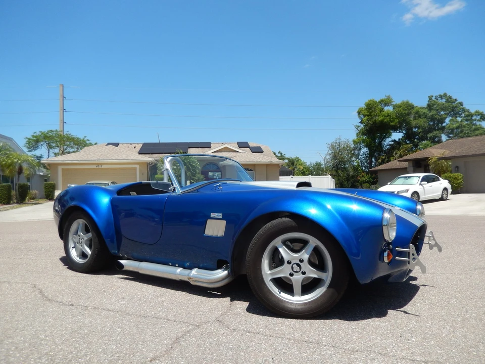 Shelby Cobra Replica - Image 10 of 31
