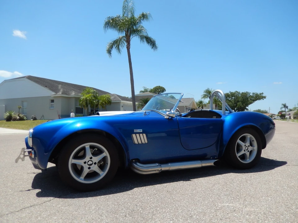 Shelby Cobra Replica - Image 23 of 31