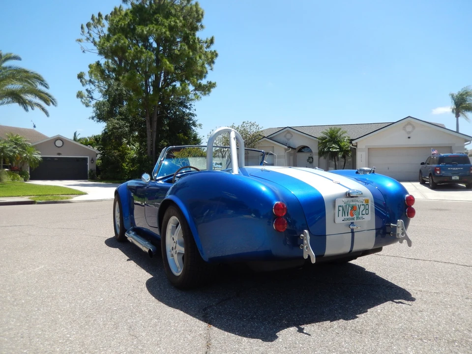 Shelby Cobra Replica - Image 15 of 31