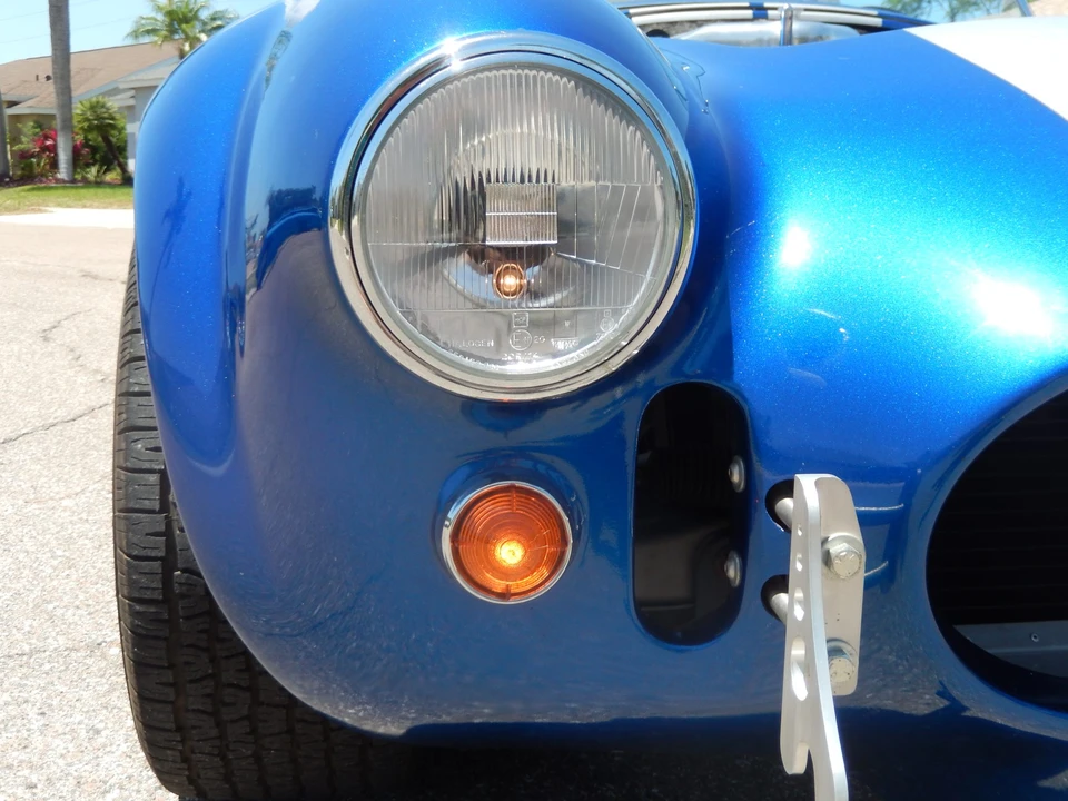 Shelby Cobra Replica - Image 29 of 31