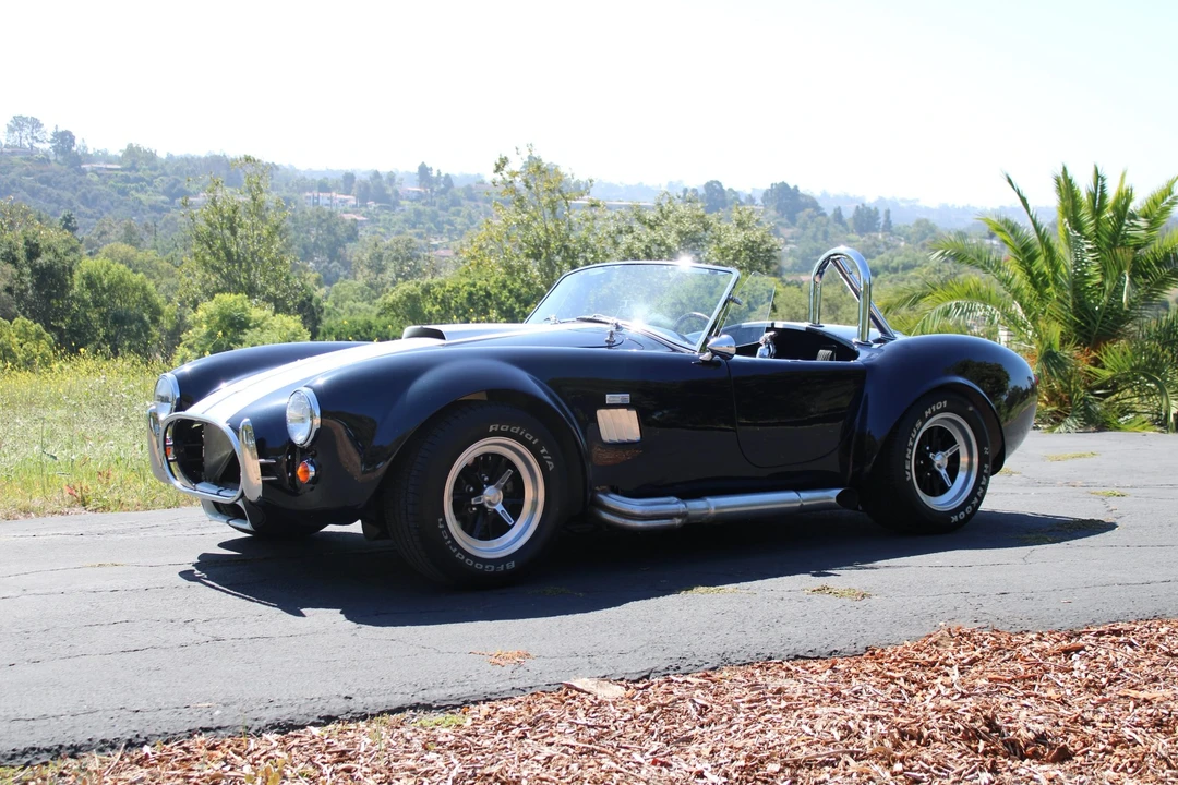 Shelby Cobra Replica - Image 19 of 31