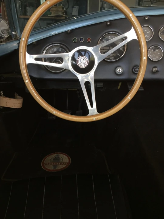 Shelby Cobra Replica - Image 24 of 31